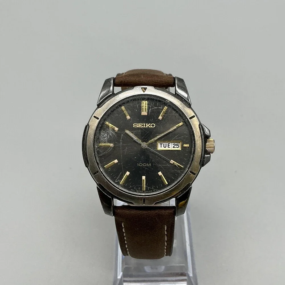 Seiko Mens Watch 40mm Chipped Crystal Leather Day Date 7N43-0A20 New Battery